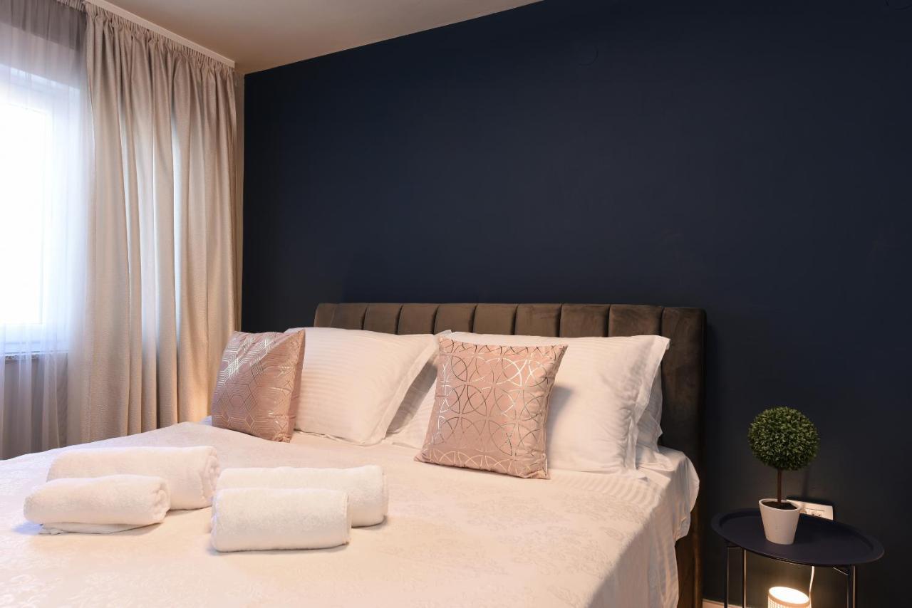 Malako Family Apartments Seline Eksteriør bilde