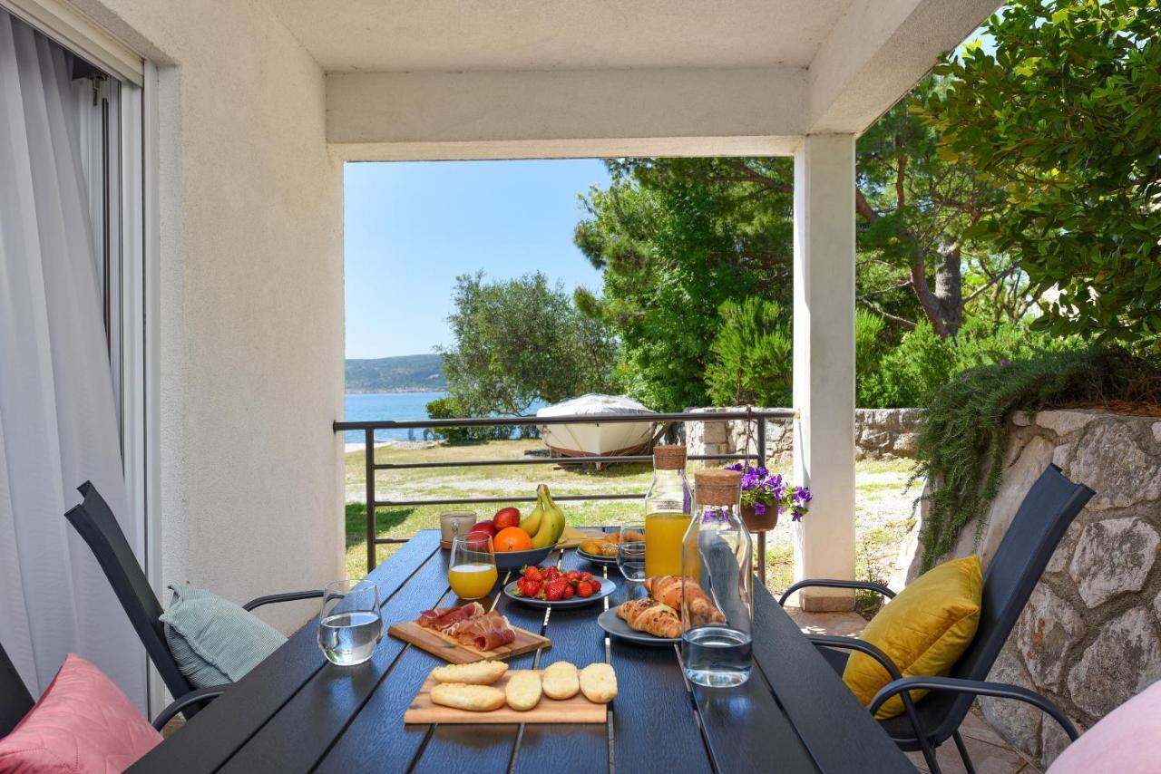 Malako Family Apartments Seline Eksteriør bilde