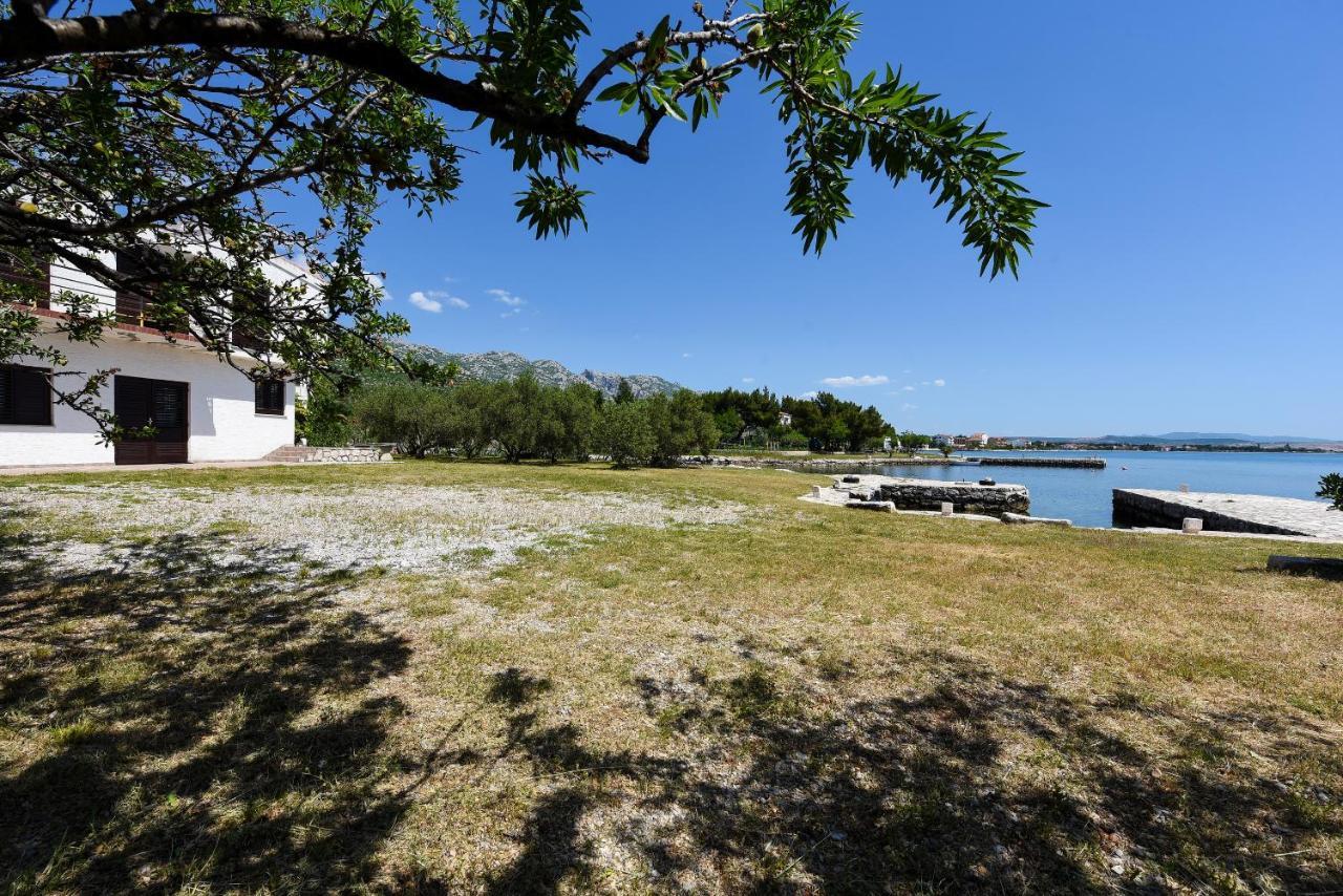 Malako Family Apartments Seline Eksteriør bilde